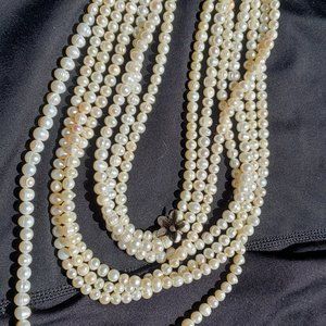 Beautiful Vintage Pearl Necklace